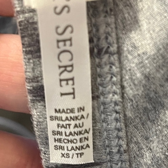 Gorgeous VS Bralette XS Excellent Condition - Picture 4 of 5